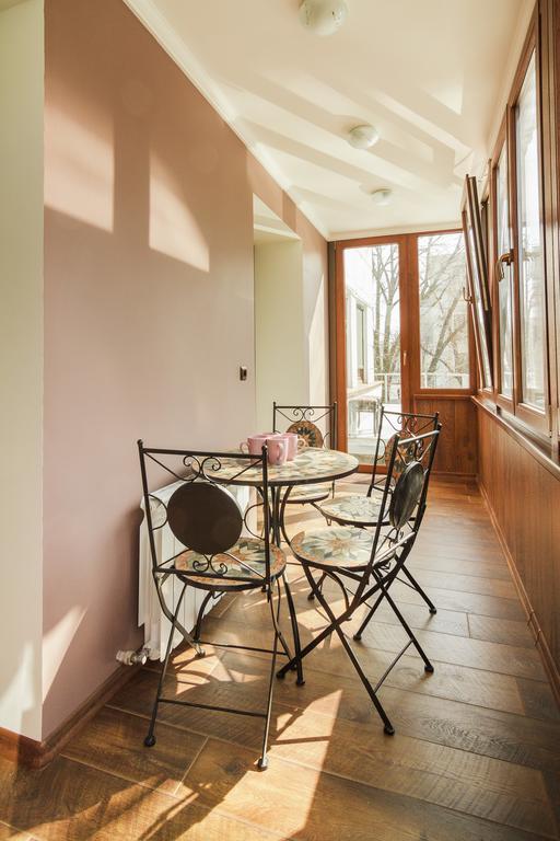 Best Apartments On Deribasovskoy Odessza Kültér fotó