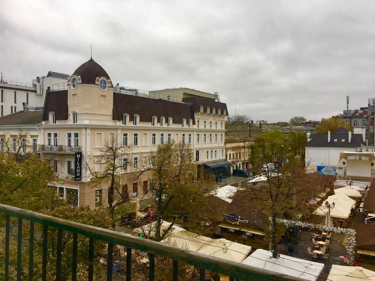 Best Apartments On Deribasovskoy Odessza Kültér fotó
