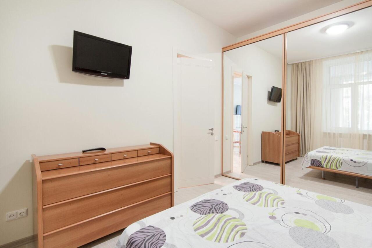 Best Apartments On Deribasovskoy Odessza Kültér fotó